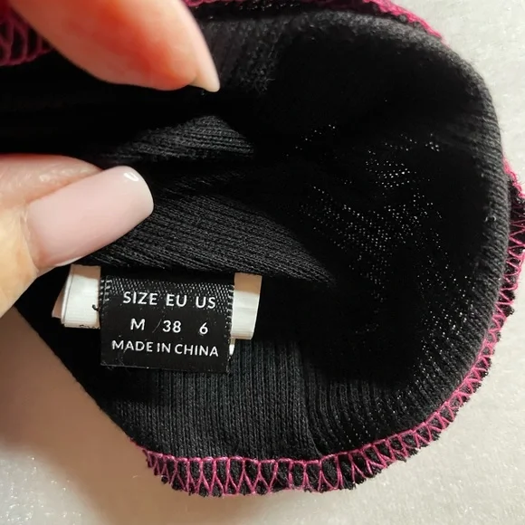 Shein Safety Pin Heart Appliqué - M - Picture 9 of 11